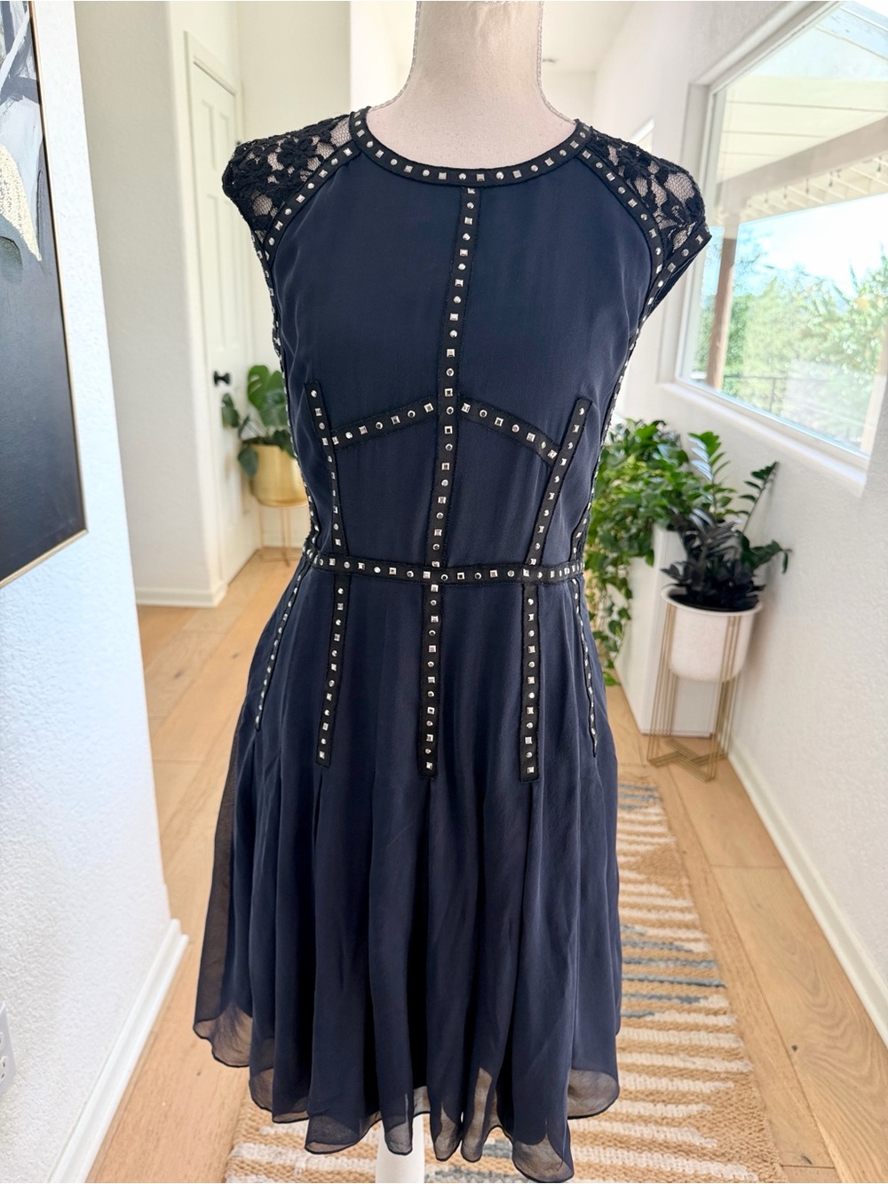 Rebecca Taylor Navy Studded Lace-Cap Fit & Flare Mini Glamours Dress Size 4